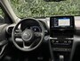Toyota Yaris Cross 1.5 Hybrid ELEGANT, PANO, LEDER, ADAPT CRUISE, NAVI, 360 CAMERA, DAB+, HUD, PDC, DODEHOEK, KEYLESS, ECC-AIRCO, STOEL/STUURVERWARMING, ELEKTRISCHE KOFFERKLEP, LICHTMETAAL 18"
