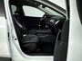 Renault Captur 1.0 TCe Intens 100PK | Trekhaak | Achteruitrijcamera | Parkeersensoren | Navigatie | Climate Control | Lichtmetalen velgen 17"