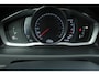 Volvo V70 T4 Polar+ | lichtmetalen velgen 16 inch | Premium Metallic Paint | Lederen Bekleding | DAB Ontvanger | Audio Installatie Premium | Electronic Climate Controle | Elektrisch Verstelb. Bestuurdersstoel Met Geheugen | Voorstoelen Verwarmd + Geventileerd | Elektrisch Glazen Schuif-/Kanteldak | Trekhaak | Cruise Control
