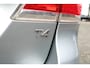 Volvo V70 T4 Polar+ | lichtmetalen velgen 16 inch | Premium Metallic Paint | Lederen Bekleding | DAB Ontvanger | Audio Installatie Premium | Electronic Climate Controle | Elektrisch Verstelb. Bestuurdersstoel Met Geheugen | Voorstoelen Verwarmd + Geventileerd | Elektrisch Glazen Schuif-/Kanteldak | Trekhaak | Cruise Control