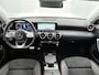 Mercedes-Benz A-klasse 250 e AMG-line PHEV | Stoelverwarming voor | Apple CarPlay | Led Koplampen | Spiegel pakket | Parkeersensoren | Inclusief 24 maanden MB Certified garantie voor Europa.
