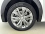 Peugeot e-208 Style 50kWh 136PK | 1ste eigenaar | Fase 3 | Accurapport 100% | Camera | Navigatie | Climate Control | Cruise Control | AppleCarPlay/Android | AUTOMAAT | LMV |