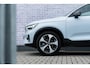 Volvo XC40 B4 Plus Dark Aut. | Trekhaak | All-seasonbanden | Lichtmetalen velgen 5-spaaks 19 inch