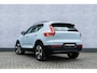 Volvo XC40 B4 Plus Dark Aut. | Trekhaak | All-seasonbanden | Lichtmetalen velgen 5-spaaks 19 inch