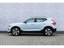 Volvo XC40 B4 Plus Dark Aut. | Trekhaak | All-seasonbanden | Lichtmetalen velgen 5-spaaks 19 inch