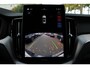 Volvo XC60 2.0 T6 Plug-in hybrid AWD Essential | Lichtmetalen Velgen 18 inch / Eelectronic Climate Controle | Stuurwiel + Voorstoelen + Achterbank Verwarmd | achteruitrij assistent | Cruise Control Adaptief Met Stop&Go En Stuurhulp | Dodehoekdetectie | Google navigatiesysteem |