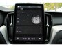Volvo XC60 2.0 T6 Plug-in hybrid AWD Essential | Lichtmetalen Velgen 18 inch / Eelectronic Climate Controle | Stuurwiel + Voorstoelen + Achterbank Verwarmd | achteruitrij assistent | Cruise Control Adaptief Met Stop&Go En Stuurhulp | Dodehoekdetectie | Google navigatiesysteem |