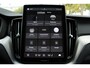 Volvo XC60 2.0 T6 Plug-in hybrid AWD Essential | Lichtmetalen Velgen 18 inch / Eelectronic Climate Controle | Stuurwiel + Voorstoelen + Achterbank Verwarmd | achteruitrij assistent | Cruise Control Adaptief Met Stop&Go En Stuurhulp | Dodehoekdetectie | Google navigatiesysteem |