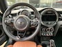 MINI Cooper Mini 1.5 60 Years Edition NAVIGATIE | PANORAMADAK | LEDEREN BEKLEDING | PARKEERSENSOREN VOOR-EN ACHTER