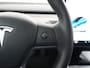 Tesla Model 3 RWD SR+ 60kWh 325PK SOH 88% Lmv AutoPilot Leder PanoDak Adaptive-Cruise Lmv Camera's Elektr.-Stuur+Stoelen+Spiegels+Geheugen+Easy-Entry+Verwarmde stoelen Park assistent PDC WIFI Lane-Assist Speed-Assist Navi LED Comfortstoelen ACC DAB Voorverwarmen interieur via App Keyless via Telefoonsleutel One-Pedal-Drive Origineel Nederlandse auto tot 11kw laden thuis! 1.584kg licht! accu garantie 160dkm/29-09-2028