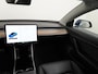 Tesla Model 3 RWD SR+ 60kWh 325PK SOH 88% Lmv AutoPilot Leder PanoDak Adaptive-Cruise Lmv Camera's Elektr.-Stuur+Stoelen+Spiegels+Geheugen+Easy-Entry+Verwarmde stoelen Park assistent PDC WIFI Lane-Assist Speed-Assist Navi LED Comfortstoelen ACC DAB Voorverwarmen interieur via App Keyless via Telefoonsleutel One-Pedal-Drive Origineel Nederlandse auto tot 11kw laden thuis! 1.584kg licht! accu garantie 160dkm/29-09-2028