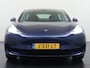 Tesla Model 3 RWD SR+ 60kWh 325PK SOH 88% Lmv AutoPilot Leder PanoDak Adaptive-Cruise Lmv Camera's Elektr.-Stuur+Stoelen+Spiegels+Geheugen+Easy-Entry+Verwarmde stoelen Park assistent PDC WIFI Lane-Assist Speed-Assist Navi LED Comfortstoelen ACC DAB Voorverwarmen interieur via App Keyless via Telefoonsleutel One-Pedal-Drive Origineel Nederlandse auto tot 11kw laden thuis! 1.584kg licht! accu garantie 160dkm/29-09-2028