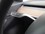 Tesla Model 3 RWD SR+ 60kWh 325PK SOH 88% Lmv AutoPilot Leder PanoDak Adaptive-Cruise Lmv Camera's Elektr.-Stuur+Stoelen+Spiegels+Geheugen+Easy-Entry+Verwarmde stoelen Park assistent PDC WIFI Lane-Assist Speed-Assist Navi LED Comfortstoelen ACC DAB Voorverwarmen interieur via App Keyless via Telefoonsleutel One-Pedal-Drive Origineel Nederlandse auto tot 11kw laden thuis! 1.584kg licht! accu garantie 160dkm/29-09-2028