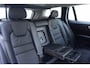 Volvo V60 T6 340PK Automaat Recharge AWD Inscription Semi-elektrisch inklapbare trekhaak / Lederen bekleding / Stoel- en stuurverwarming /  Harman Kardon / Volvo On-Call / Keyless Entry / Elektrische stoelen met geheugen / Apple Carplay /