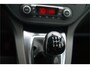 Ford C-Max 1.8-16V Titanium, Airco/ECC, Navi, Cruise, Trekhaak, Nieuwe APK!!!!