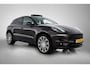 Porsche Macan 2.0 (NL-auto, Panorama, Luchtvering, 18-delige stoelen, Camera, Bose, StoelV, Lane Assist, Etc)