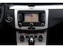 Volkswagen Passat Variant 1.4 TSI Highline BlueMotion DSG | Automaat | Navigatie | Stoelverwarming