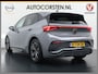 CUPRA Born 204pk 62kWh SOH 94% Apple Carplay Android Auto Adap.Cruise Navi Ecc Camera ParkAssist Pdc-a+v Business Stuurverwarming Lmv 18" Keyless Privacy Glas Led DAB Origineel Nederlandse Auto € 43.000 nieuw! 3 fase laden 11kwh thuis!