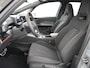 CUPRA Born 204pk 62kWh SOH 94% Apple Carplay Android Auto Adap.Cruise Navi Ecc Camera ParkAssist Pdc-a+v Business Stuurverwarming Lmv 18" Keyless Privacy Glas Led DAB Origineel Nederlandse Auto € 43.000 nieuw! 3 fase laden 11kwh thuis!