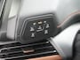 CUPRA Born 204pk 62kWh SOH 94% Apple Carplay Android Auto Adap.Cruise Navi Ecc Camera ParkAssist Pdc-a+v Business Stuurverwarming Lmv 18" Keyless Privacy Glas Led DAB Origineel Nederlandse Auto € 43.000 nieuw! 3 fase laden 11kwh thuis!