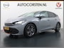 CUPRA Born 204pk 62kWh SOH 94% Apple Carplay Android Auto Adap.Cruise Navi Ecc Camera ParkAssist Pdc-a+v Business Stuurverwarming Lmv 18" Keyless Privacy Glas Led DAB Origineel Nederlandse Auto € 43.000 nieuw! 3 fase laden 11kwh thuis!