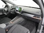 CUPRA Born 204pk 62kWh SOH 94% Apple Carplay Android Auto Adap.Cruise Navi Ecc Camera ParkAssist Pdc-a+v Business Stuurverwarming Lmv 18" Keyless Privacy Glas Led DAB Origineel Nederlandse Auto € 43.000 nieuw! 3 fase laden 11kwh thuis!