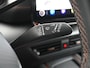 CUPRA Born 204pk 62kWh SOH 94% Apple Carplay Android Auto Adap.Cruise Navi Ecc Camera ParkAssist Pdc-a+v Business Stuurverwarming Lmv 18" Keyless Privacy Glas Led DAB Origineel Nederlandse Auto € 43.000 nieuw! 3 fase laden 11kwh thuis!