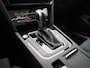 Volkswagen Passat Variant 1.4 TSI PHEV GTE Business 218 PK | Volledig Dealer Onderhouden| Automaat | Plug-In | Panorama schuifdak | Trekhaak | Head-Up Display | Keyless | Stoelverwarming | Navigatie | Achteruitrijcamera |