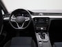 Volkswagen Passat Variant 1.4 TSI PHEV GTE Business 218 PK | Volledig Dealer Onderhouden| Automaat | Plug-In | Panorama schuifdak | Trekhaak | Head-Up Display | Keyless | Stoelverwarming | Navigatie | Achteruitrijcamera |