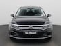 Volkswagen Passat Variant 1.4 TSI PHEV GTE Business 218 PK | Volledig Dealer Onderhouden| Automaat | Plug-In | Panorama schuifdak | Trekhaak | Head-Up Display | Keyless | Stoelverwarming | Navigatie | Achteruitrijcamera |