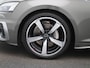 Audi A5 Sportback 40 TFSI quattro S edition Competition 204 PK | S-line | Automaat | Navigatie | Panoramadak | Cruise Control | Trekhaak | Climate Control | Stoelverwarming | Virtual Cockpit | LED Matrix | Lichtmetalen velgen | Privacy glass |