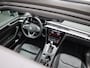 Volkswagen Arteon Shooting Brake 1.4 TSI eHybrid R-Line | 218 PK SoH 97.8% | Lederen Stoelen | Panorama Dak | 360 Camera | 19 Inch Lichtmetaal | Navigatiesysteem Discover Pro | Plug-In | Stuurwielverwarming | Stoelverwarming | Side Assist | Park Assist | Achterklep Elektrisch
