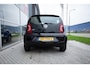 Volkswagen Up! 1.0 high up! BlueMotion | Stoelverwarming