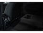 Volvo EX40 Single Motor Extended Range Plus 82 kWh | 4-Seizoenenbanden | Stoelverwarming | Google infotainment | Adaptive Cruise Control | Parkeercamera | Harman Kardon Premium Audio | Warmtepomp | Parkeersensoren voor + achter