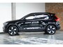 Volvo EX40 Single Motor Extended Range Plus 82 kWh | Verwarmbare voorstoelen+stuurwiel | Premium audio by Harman Kardon | Apple carplay/Android auto | Adaptive Cruise Control | Rondom zichtcamera | Warmtepomp | Parkeersensoren voor + achter