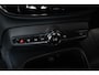 Volvo EX40 Single Motor Extended Range Plus 82 kWh | 4-Seizoenenbanden | Stoelverwarming | Google infotainment | Adaptive Cruise Control | Parkeercamera | Harman Kardon Premium Audio | Warmtepomp | Parkeersensoren voor + achter