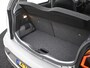 Volkswagen Up! 1.0 Automatische Airco l Parkeersensoren l Camera l Cruise Control l Elektrische ramen l Metallic lak