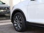 Volkswagen T-Roc 1.5 TSI 150 pk DSG Sport | Trekhaak | Navigatie | LED | Climatronic | Stoel + Stuurverwarming | PDC | ACC | Bluetooth |
