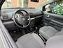 Volkswagen Fox 1.2 Trendline NIEUWE APK / RIJKLAAR / GARANTIE