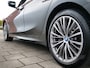 BMW 3-Serie 320e 204 Pk Automaat Leer / Navi / Schuifdak / Camera / Head-up