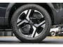 Peugeot 2008 1.2 PureTech 130 GT / NAVI / ALCANTARA / PDC / CLIMA / 17"LMV / CAMERA V+A / KEYLESS / MASSAGESTOEL / FULL-LED / BLUETOOTH / ADAPT. CRUISECONTROL / FULL-OPTIONS / 1E EIGENAAR / NIEUWSTAAT !!