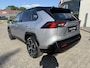 Toyota RAV4 2.5 PLUG-IN HYBRID 300 AWD LIMITED EDITION NIEUW & DIRECT LEVERBAAR! BLIND-SPOT HEAD-UP 360°CAMERA P-SENSOREN JBL-AUDIO 19"LM-VELGEN