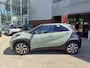Toyota Aygo X PULSE NIEUW DIRECT LEVERBAAR! CLIMA LED APPLE/ANDROID 17'' LM-VELGEN CAMERA AD-CRUISE