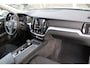 Volvo V60 B3 Automaat Momentum Business | El. Trekhaak | Camera | Adapt. Cruise | PDC V+A | Privacy glass