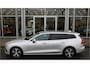 Volvo V60 B3 Automaat Momentum Business | El. Trekhaak | Camera | Adapt. Cruise | PDC V+A | Privacy glass