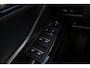 Toyota C-HR 1.8 Hybrid Dynamic | lage km stand | dealeronderhouden | fabrieksnavi | bluetooth | LM Velgen|