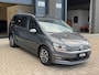 Volkswagen Touran 1.4 TSI Highline | DSG Automaat | Sound | Dealer Onderhouden | Trekhaak | Carplay | ACC | Climate | Stoelverwarming | Navigatie | Spiegelpakket | Front Assist | 2 X PDC | Garantie