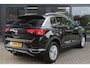 Volkswagen T-Roc 1.5 TSI Style Business |Trekhaak 1500kg |Adaptive Cruise | Carplay | Stoelverwarming | Achteruitrijcamera |