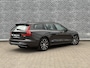 Volvo V60 T6 Plug-in hybrid AWD Plus Dark | Long Range | Trekhaak | Stoel- en stuurverwarming voor + achter | 360 Camera | Adaptive Cruise Control | Google Maps navigatie | Apple Carplay / Android Auto |