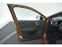 Renault Captur 1.6 E-Tech Plug-in Hybrid 160 Intens | Allseason Banden | Parkeersensoren